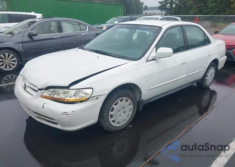 2001 Honda Accord 2.3 Lx из США, поврежденный, VIN 1HGCG66591A011719